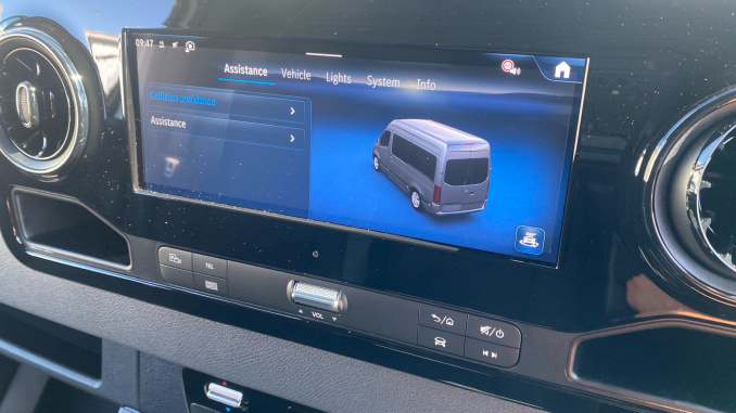 Mercedes-Benz Sprinter 315Cdi L2 Diesel Rwd 3.5t H2 Pro Van 9G-Tronic - Image 22